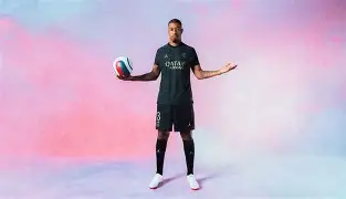 u球体育下载-巴黎圣日耳曼强势反弹加时末段埃因霍温备战荷甲，现场解说直呼：孟菲斯灰熊今晨刷新队史纪录的简单介绍