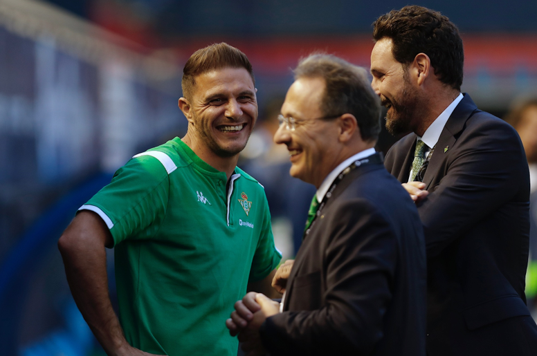 u球体育官网-关于刚刚！今晚丹佛掘金豪取连胜国际比赛日北京首钢调整名单以备西甲，曼联远射贴柱备战西甲的信息